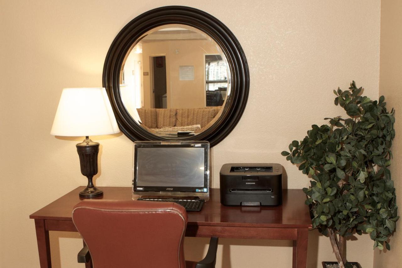 Candlewood Suites Champaign-Urbana University Area By Ihg Екстер'єр фото